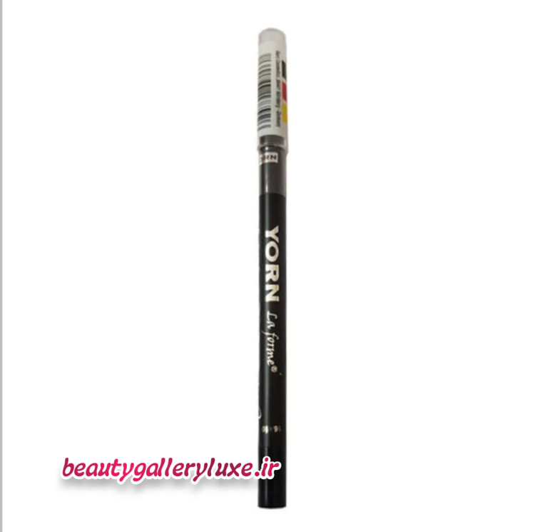 خط چشم مشکی