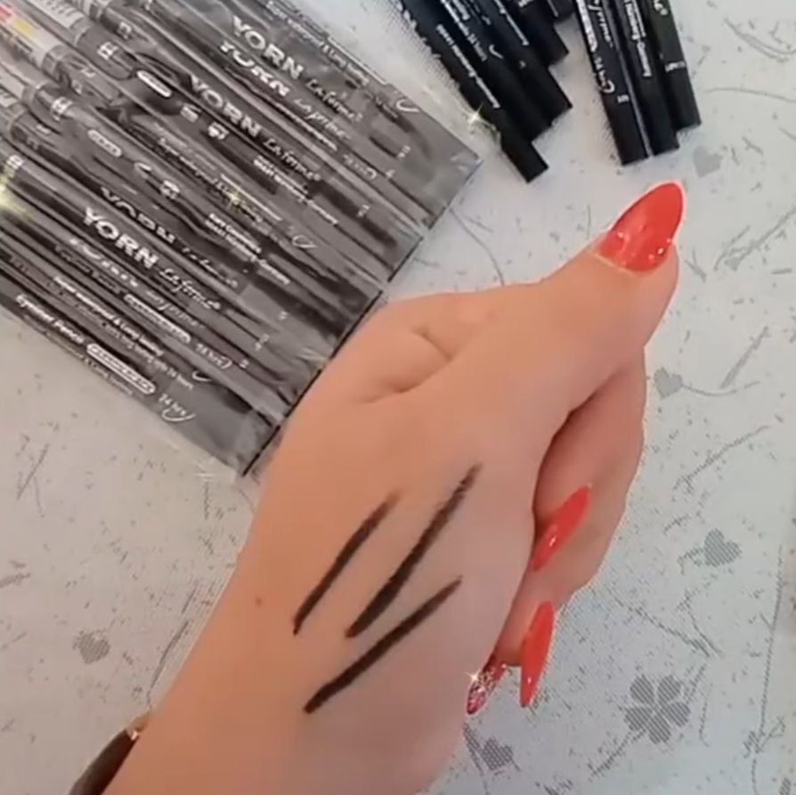 خط چشم ضد آب